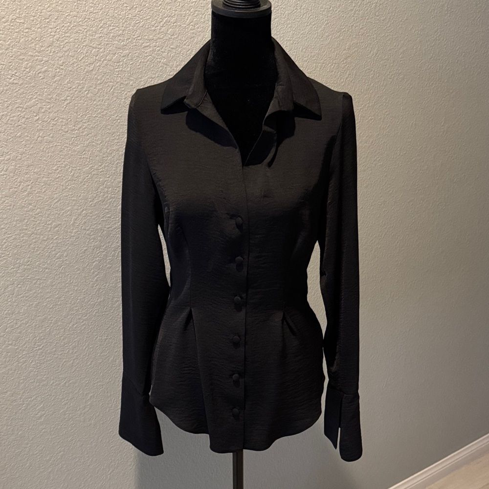 Gorgeous ASOS DESIGN soft shirt with open back & buckle in black